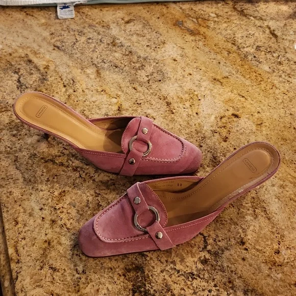 Coach Pink Suede Mule Sandals. Buckle - Picture 8 of 16